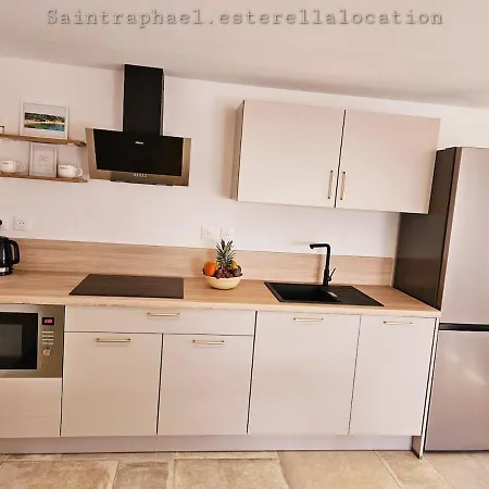 Saint-raphaël Esterella Location Rez-de-jardin