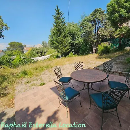 Appartement Saint-raphaël Esterella Location Rez-de-jardin *