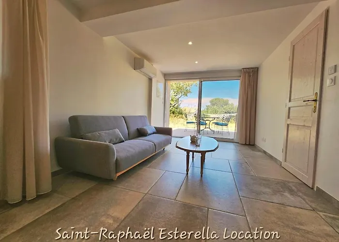 Saint-raphaël Esterella Location Rez-de-jardin * Saint-Raphaël